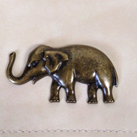 TWIG and ARROW beige Lucky Elephant shoulder bag - Picture 5 of 5
